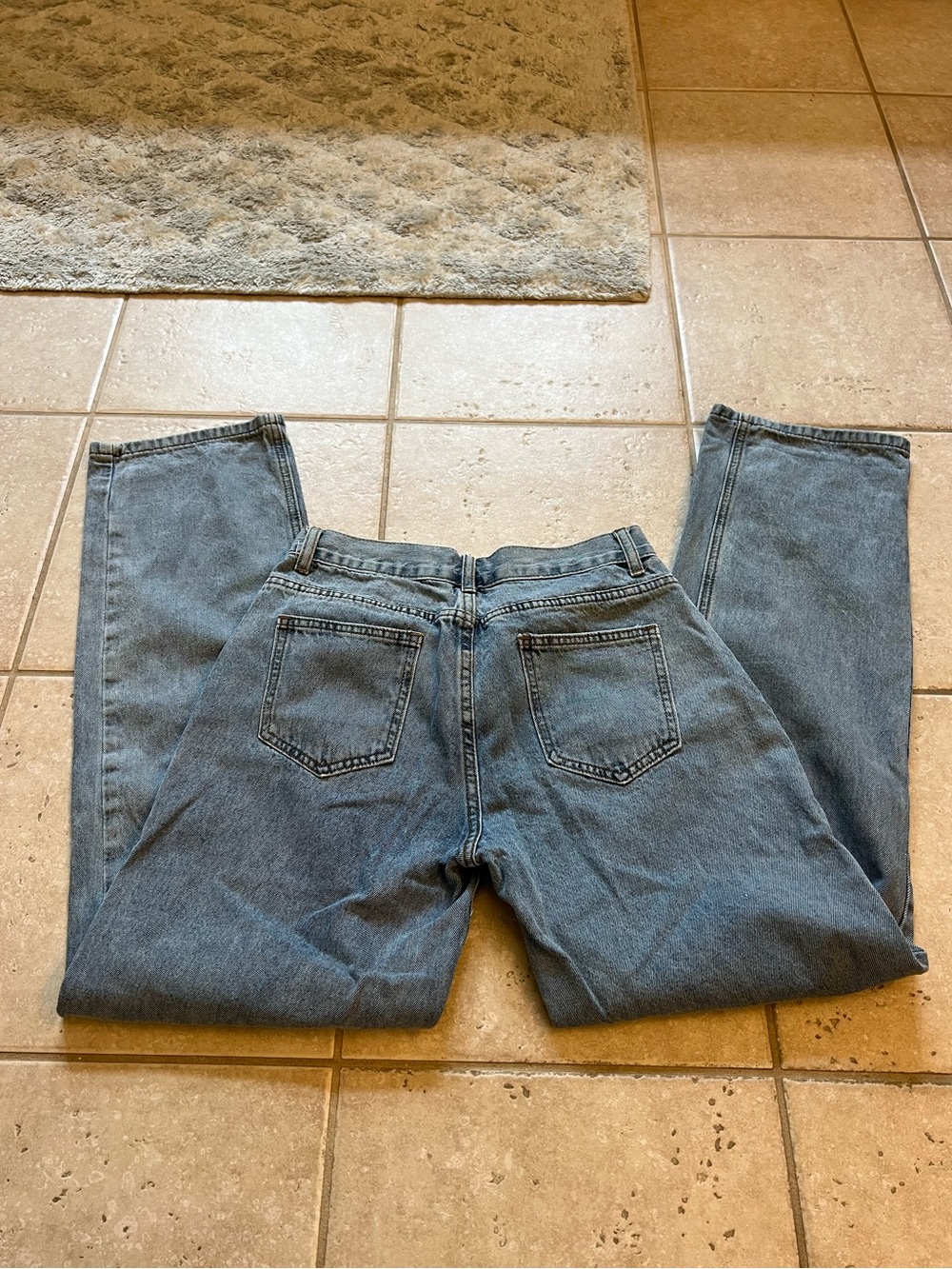 White fox jeans